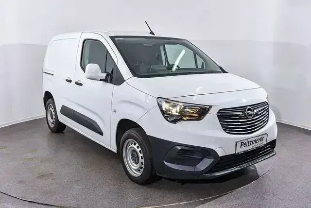 Gebraucht Opel Combo Selection 76 PS (55 kW) 2021 Weiß Van / Kleinbus
