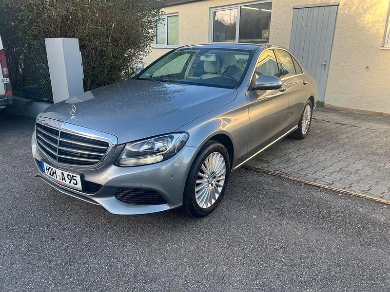 Gebraucht Mercedes C220 170 PS (125 kW) 2014 Silber Limousine