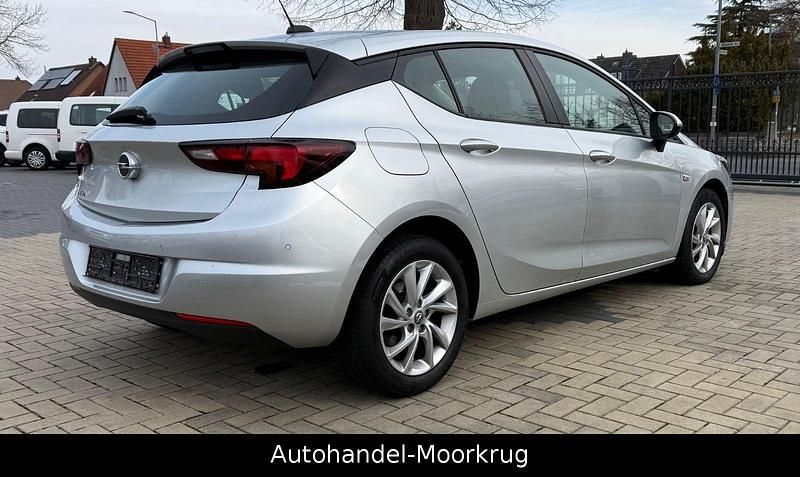 Gebraucht Opel Astra Edition 122 PS (89 kW) 2020 Silber Limousine