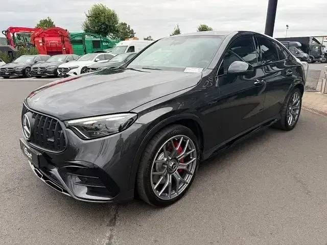 Gebraucht Mercedes GLC63 AMG AMG 476 PS (350 kW) 2024 Grau SUV