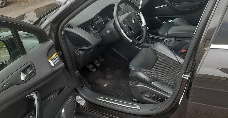 Gebraucht Citroën C5 Exclusive 163 PS (119 kW) 2012 Braun Kombi