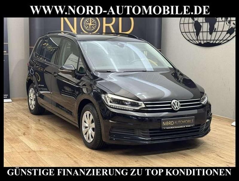 Gebraucht VW Touran Comfortline 110 PS (80 kW) 2020 Schwarz Van / Kleinbus