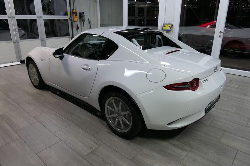 Neu Mazda MX5 Exclusive 132 PS (97 kW) 2025 Weiß Cabrio