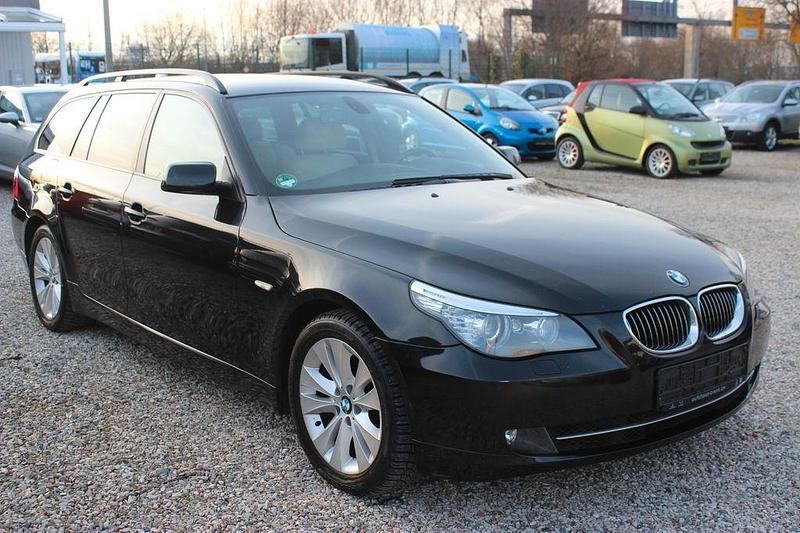 Gebraucht BMW 525 Lifestyle 197 PS (144 kW) 2008 Schwarz Kombi