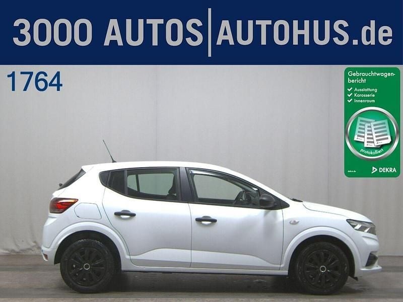Weiss Gebraucht 2022 Dacia Sandero Comfort Kleinwagen | 10.280 € (Superpreis) - Bild 1/4