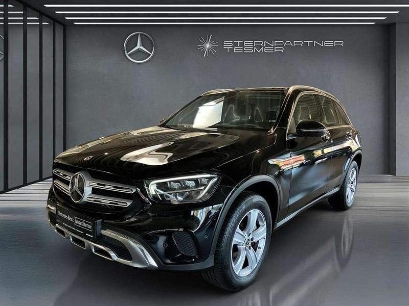 Schwarz Gebraucht 2021 Mercedes GLC300e SUV | 33.880 € (Guter Preis) - Bild 1/3