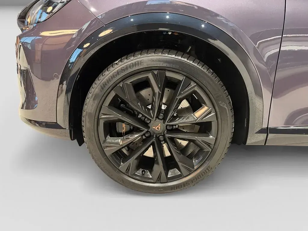 Nowe Cupra Formentor VZ 333 KM (244 kW) 2026 Purpurowy SUV