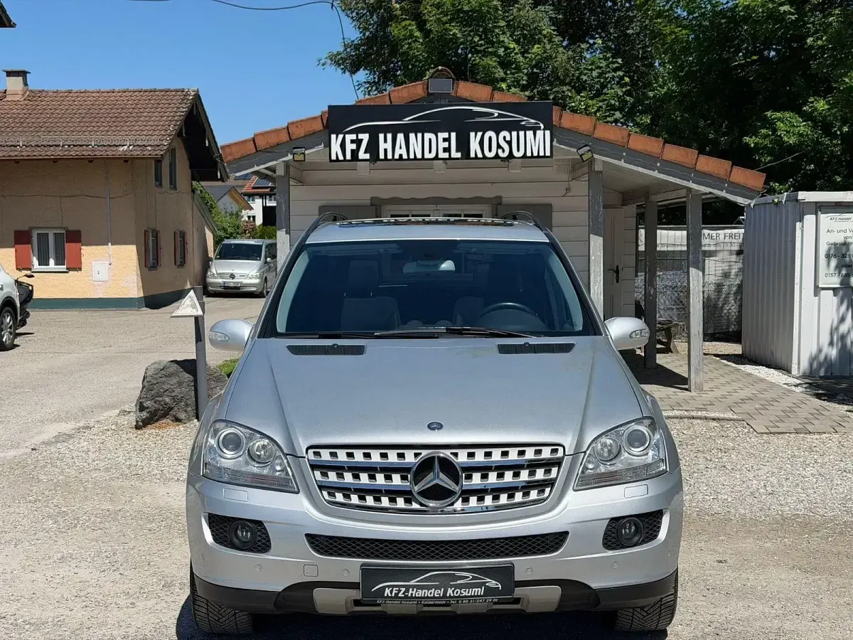 Gebraucht Mercedes ML350 272 PS (200 kW) 2005 Grau SUV