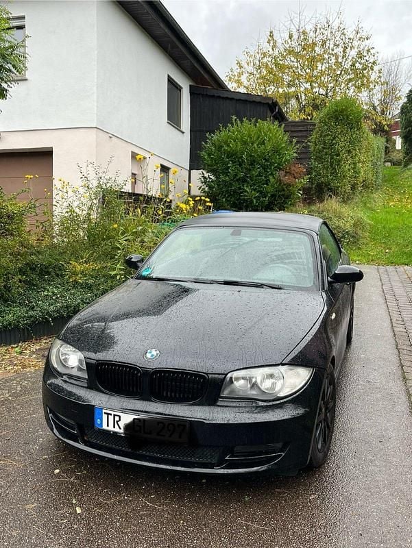 Schwarz Gebraucht 2009 BMW 118 Cabriolet Cabrio | 5.000 € (Superpreis) - Bild 1/4