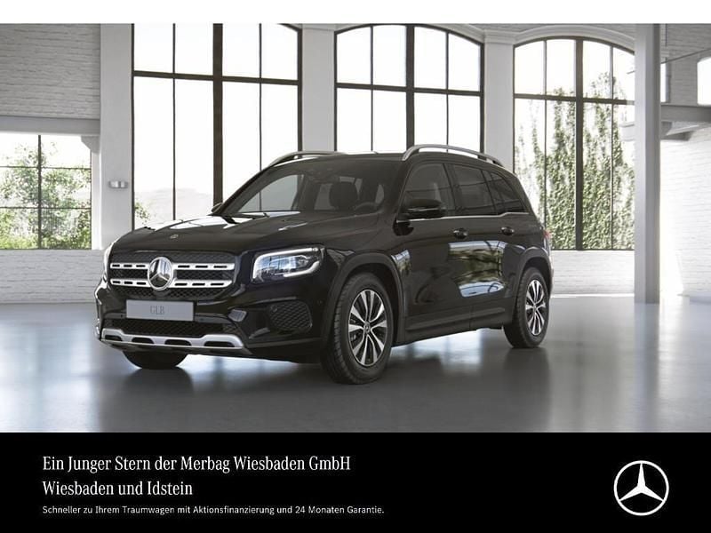 Nachtschwarz Gebraucht 2022 Mercedes GLB200 Style SUV | 30.890 € (Superpreis) - Bild 1/4