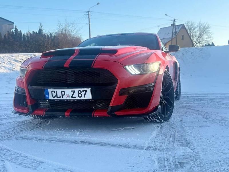 Rot Gebraucht 2018 Ford Mustang Coupé | 22.000 € (Superpreis) - Bild 1/4