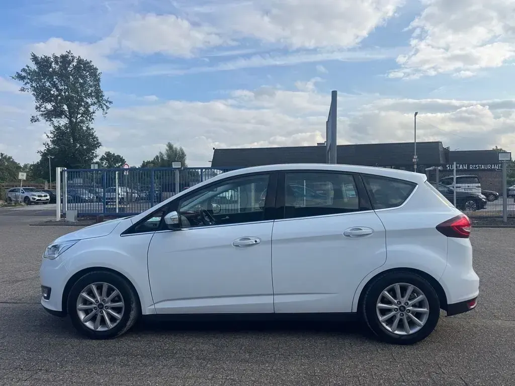 Gebraucht Ford C-MAX Titanium 120 PS (88 kW) 2018 Weiß Van / Kleinbus
