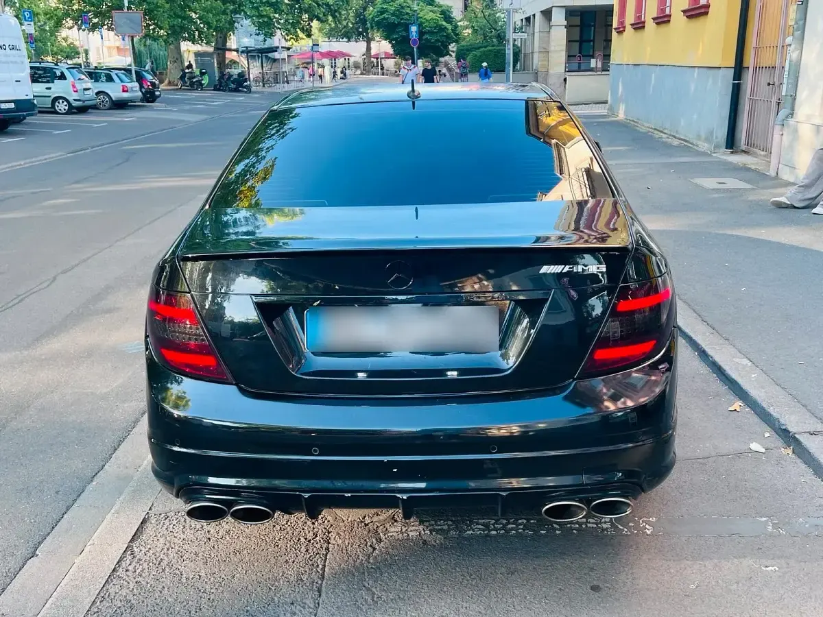 Gebraucht Mercedes C230 AMG 204 PS (150 kW) 2007 Schwarz Limousine