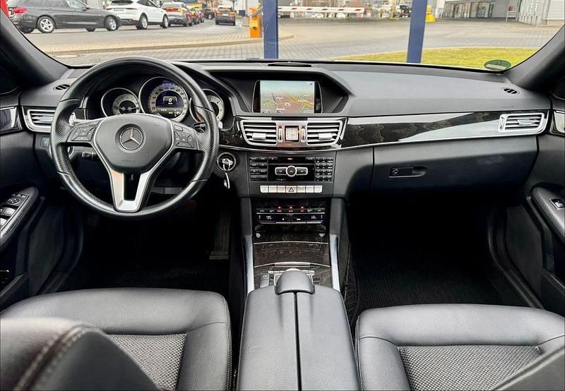 Gebraucht Mercedes E350 Avantgarde 252 PS (185 kW) 2014 Silber Kombi