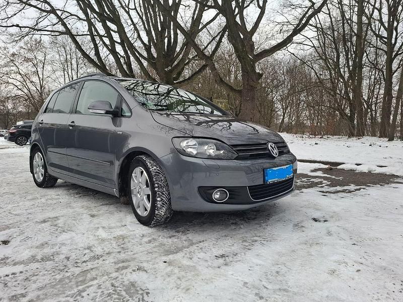 Grau Gebraucht 2013 VW Golf Plus Cross Life Van / Kleinbus | 8.450 € (Fairer Preis) - Bild 1/4