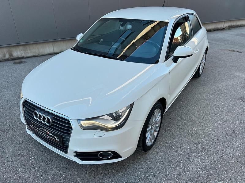 Gebraucht Audi A1 Performance 90 PS (66 kW) 2012 Weiß Kleinwagen