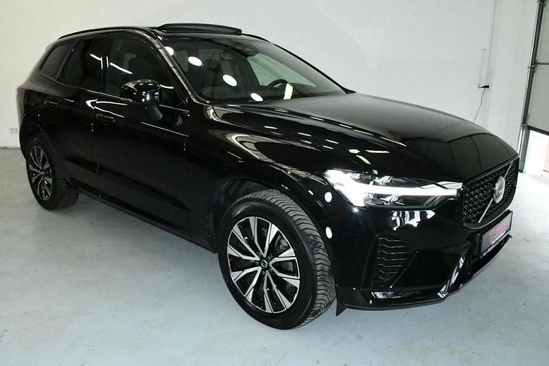 Gebraucht Volvo XC60 Plus 197 PS (144 kW) 2023 Onyx black (schwarz) SUV
