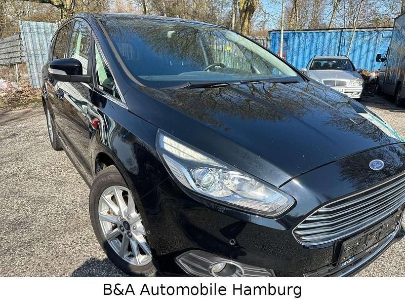 Gebraucht Ford S-MAX Titanium 150 PS (110 kW) 2016 Schwarz Van / Kleinbus