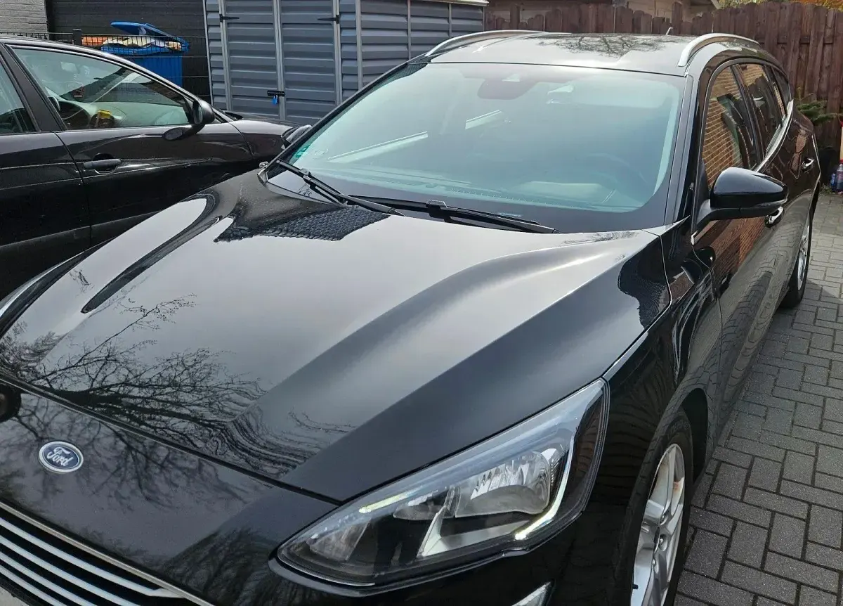 Używany Ford Focus Cool & Connect 150 KM (110 kW) 2019 Czarny Kombi