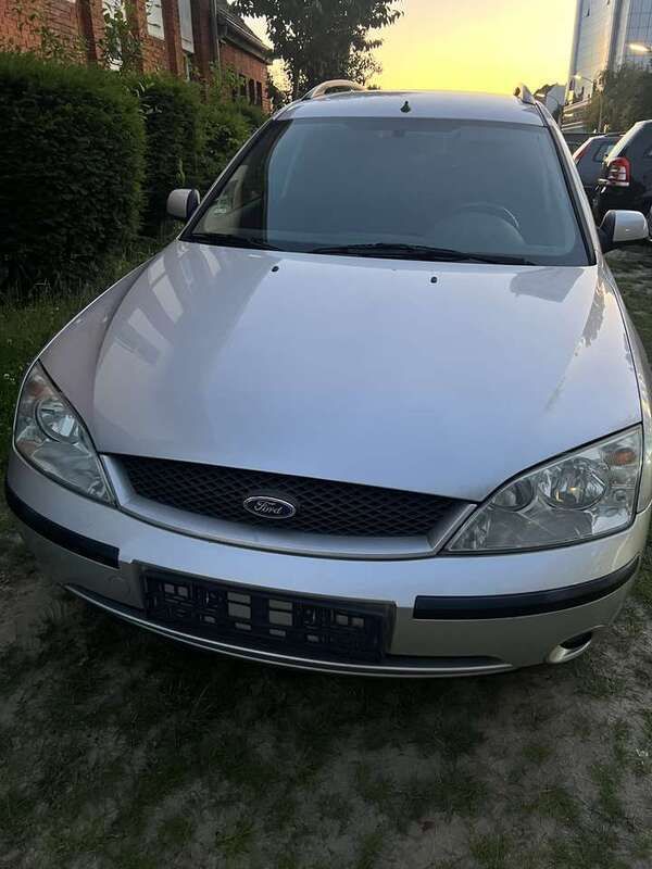 Silber Gebraucht 2002 Ford Mondeo Ghia Kombi | 1.799 € (Fairer Preis) - Bild 1/4