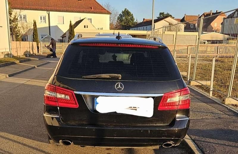Gebraucht Mercedes E350 Avantgarde 231 PS (169 kW) 2010 Kombi
