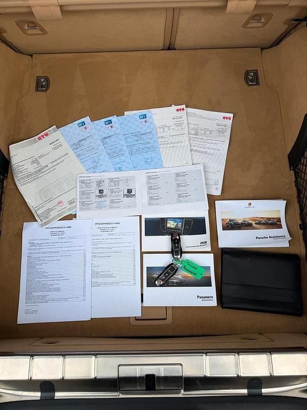 Gebraucht Porsche Panamera 300 PS (220 kW) 2010 Grau Kleinwagen