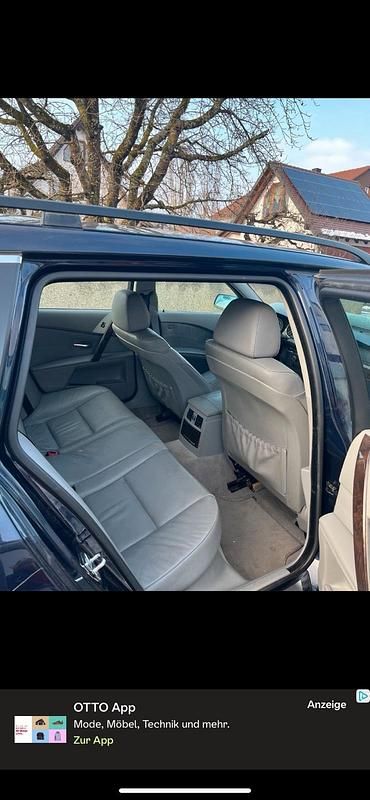 Gebraucht BMW 525 192 PS (141 kW) 2005 Blau Kombi