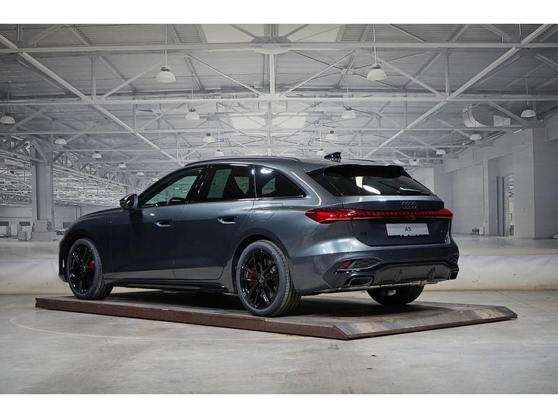 Neu Audi A5 S-Line 367 PS (269 kW) 2025 Grau Kombi