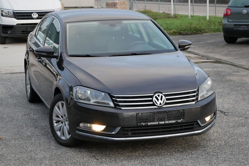 Braun Gebraucht 2010 VW Passat Limousine | 8.500 € (Teuer) - Bild 1/4