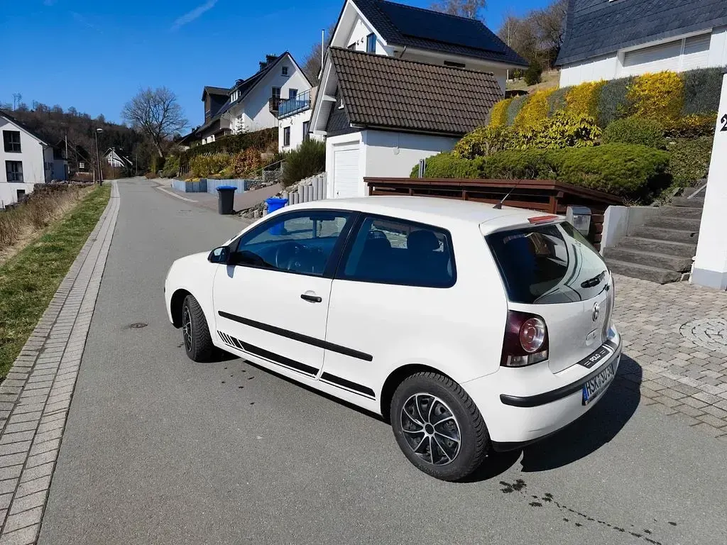 Gebraucht VW Polo Trendline 60 PS (44 kW) 2008 Weiß Kleinwagen