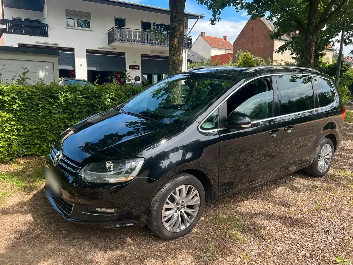 Gebraucht VW Sharan 170 PS (125 kW) 2012 Schwarz Van / Kleinbus