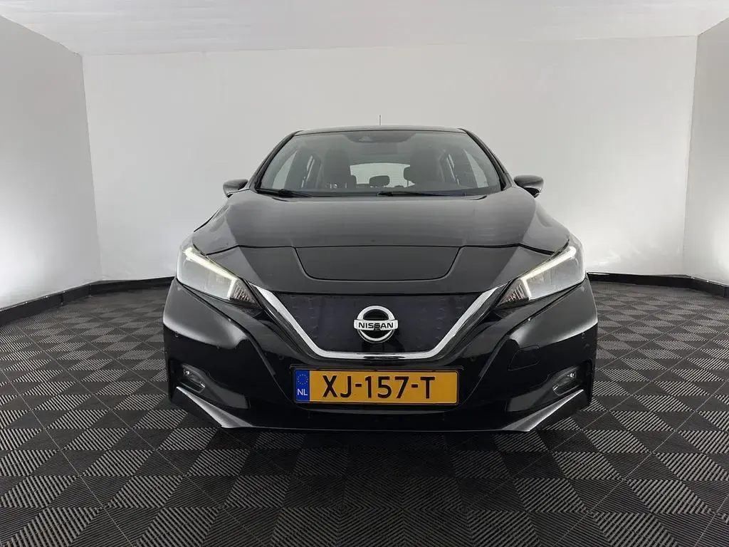 Gebraucht Nissan Leaf N-Connecta 110 kW (150 PS) 2019 Schwarz Kleinwagen