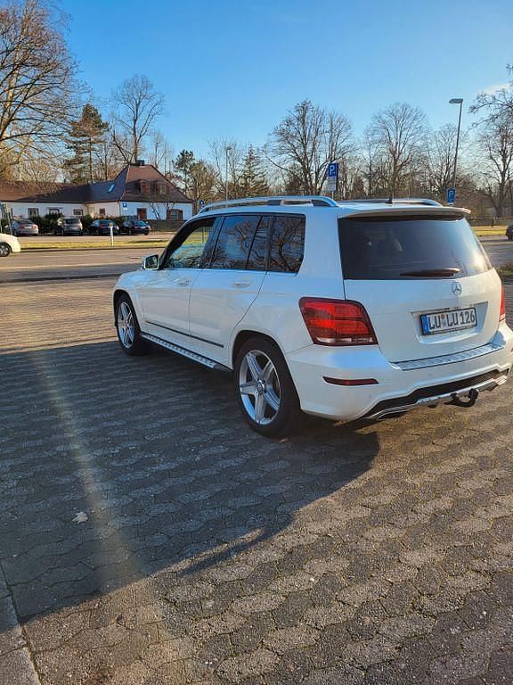 Gebraucht Mercedes GLK220 170 PS (125 kW) 2014 Weiß SUV