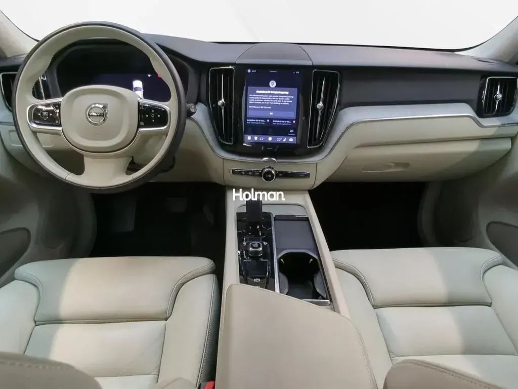 Gebraucht Volvo XC60 Core 197 PS (144 kW) 2024 Grau SUV