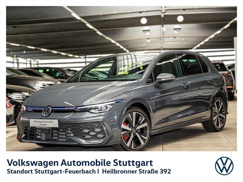 Andere farbe Gebraucht 2024 VW Golf VIII GTE Limousine | 44.930 € (Teuer) - Bild 1/4