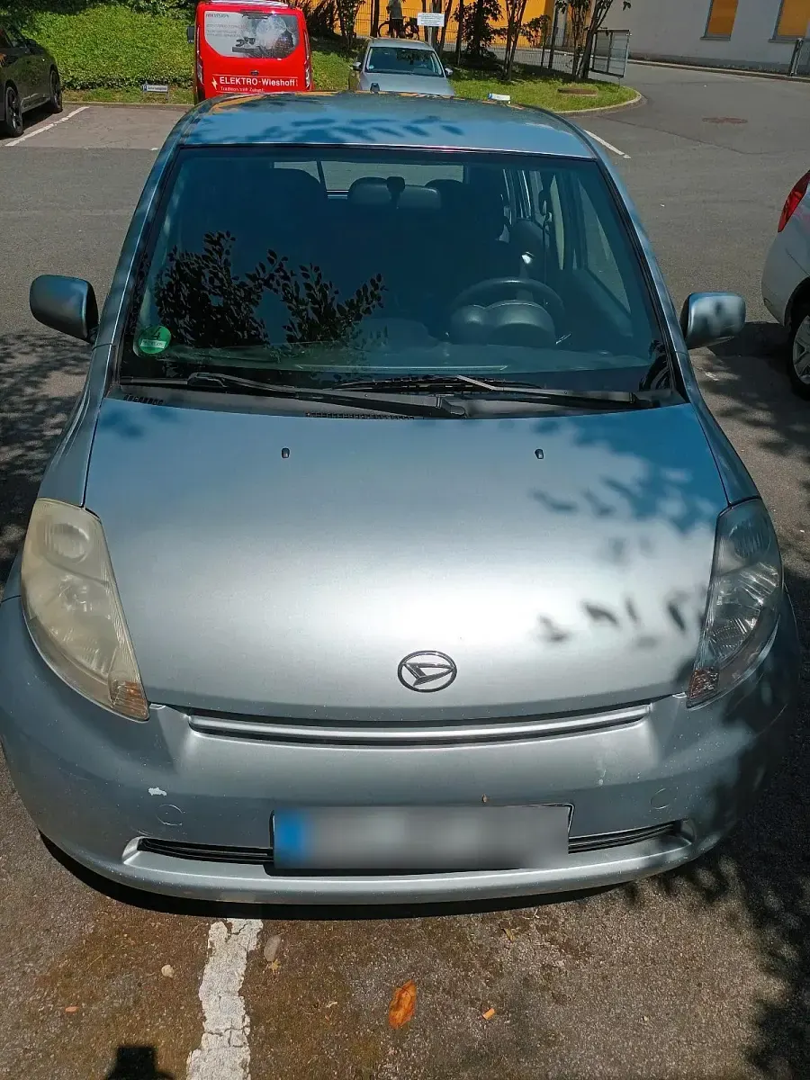 Gebraucht Daihatsu Sirion 90 PS (66 kW) 2007 Silber Kleinwagen