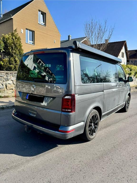 Gebraucht VW California Beach 150 PS (110 kW) 2019 Grau Van