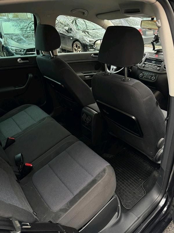 Gebraucht VW Golf VII 140 PS (102 kW) 2012 Schwarz Kleinwagen