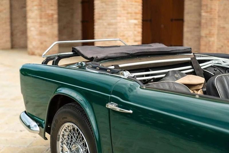 Gebraucht Triumph TR4 101 PS (74 kW) 1964 British racing green Cabrio