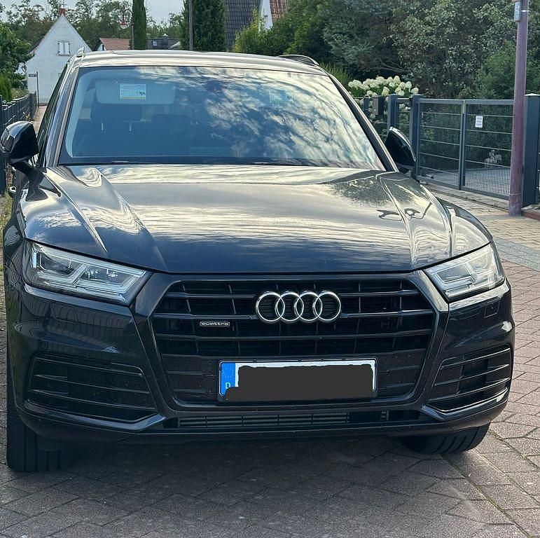 Schwarz Gebraucht 2018 Audi Q5 SUV | 25.900 € (Superpreis) - Bild 1/4