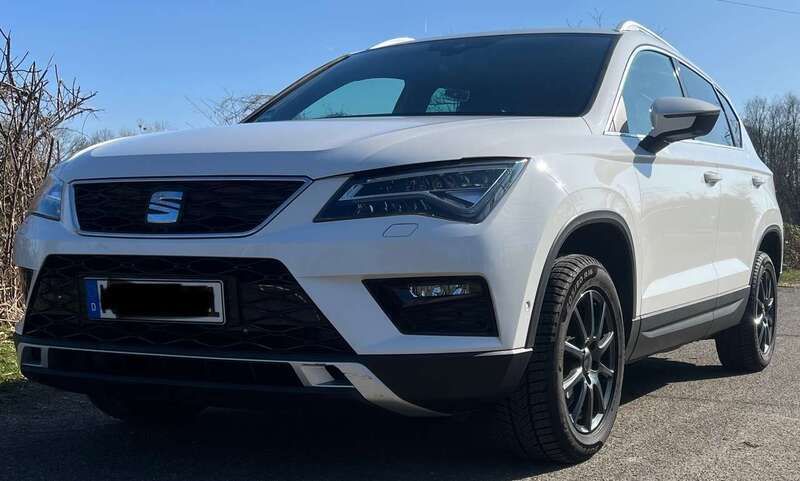 Weiß Gebraucht 2018 Seat Ateca XCELLENCE SUV | 17.250 € (Fairer Preis) - Bild 1/4