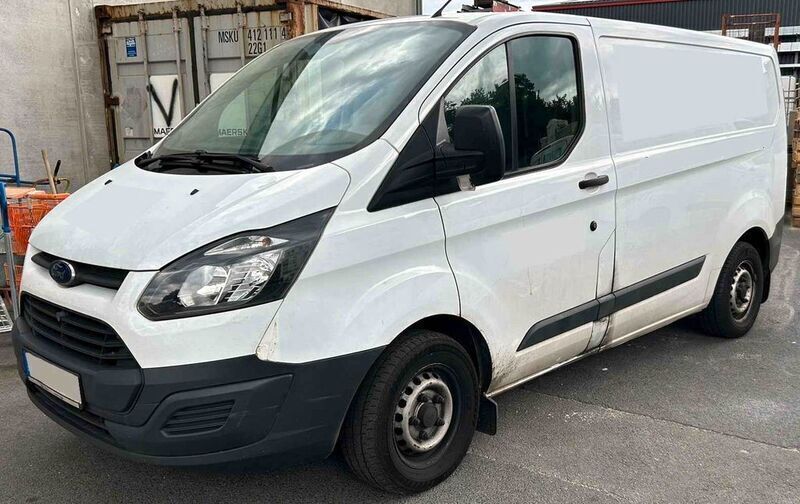 Weiß Gebraucht 2015 Ford Transit Custom Van / Kleinbus | 5.499 € (Superpreis) - Bild 1/3
