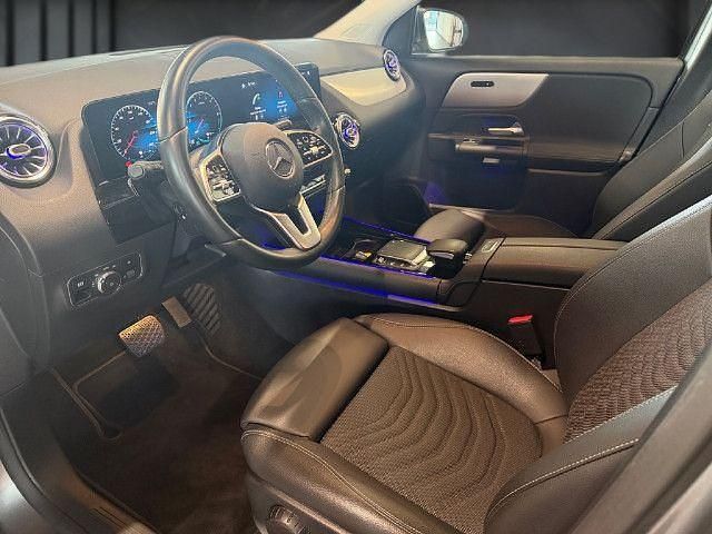 Gebraucht Mercedes GLA250 160 PS (117 kW) 2020 Grau SUV