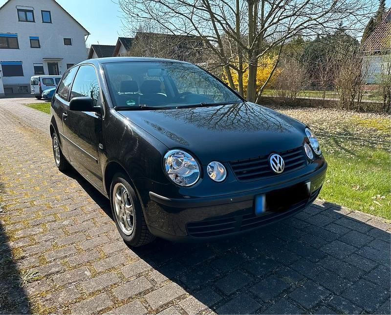 Gebraucht VW Polo 64 PS (47 kW) 2004 Schwarz Kleinwagen