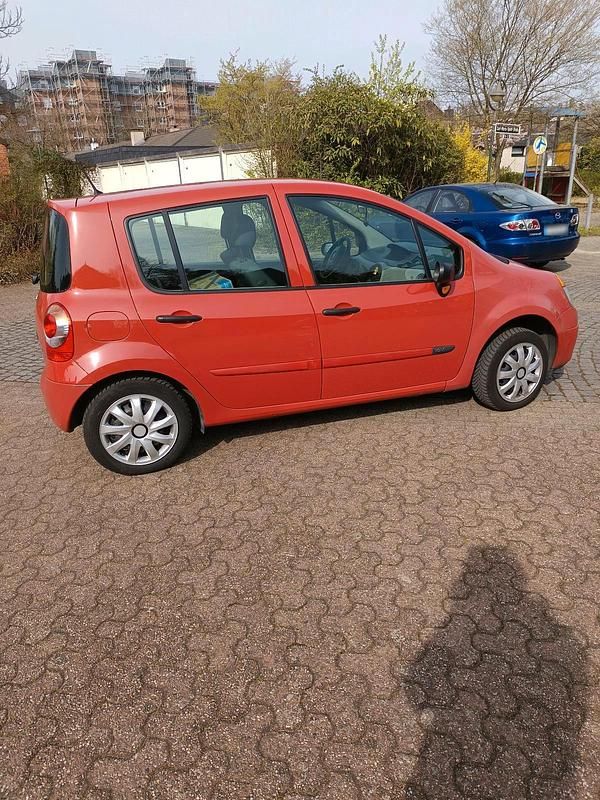 Gebraucht Renault Modus 75 PS (55 kW) 2004 Rot Van / Kleinbus