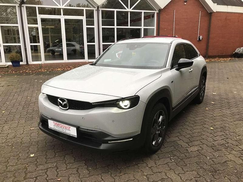 Ceramic white Gebraucht 2022 Mazda MX30 Ad'Vantage SUV | 14.990 € (Superpreis) - Bild 1/4