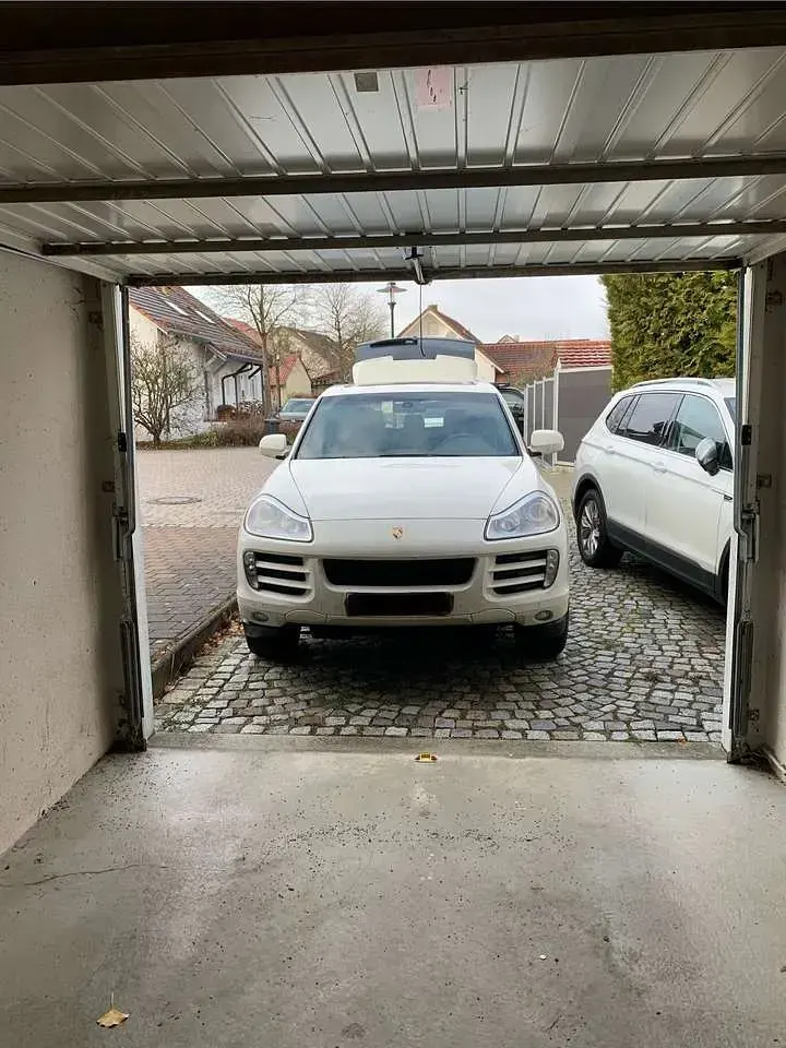 Używany Porsche Cayenne Basis 290 KM (213 kW) 2008 Biały SUV