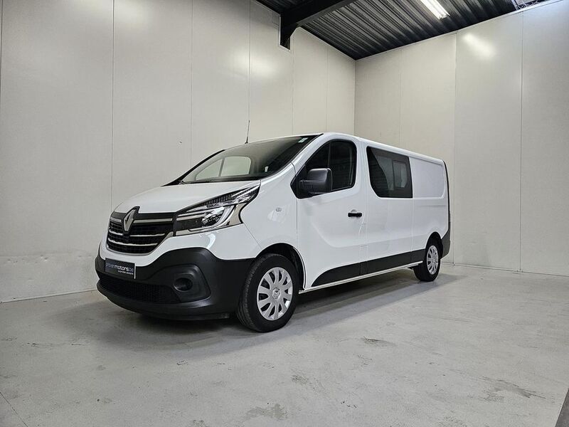 Weiß Gebraucht 2021 Renault Trafic Van / Kleinbus | 25.990 € - Bild 1/4