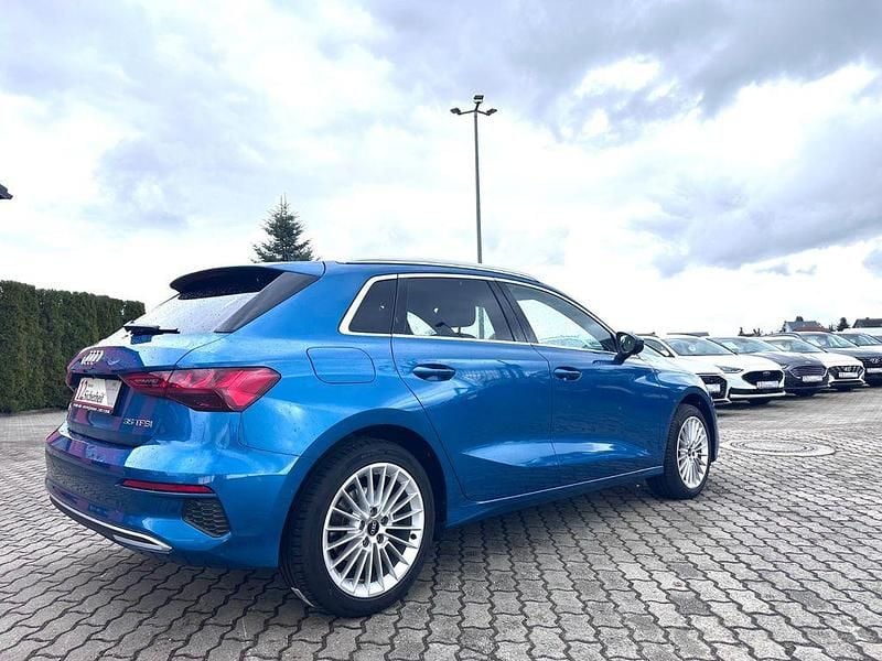 Używany Audi A3 Advanced 150 KM (110 kW) 2023 Niebieski Sedan/Limuzyna