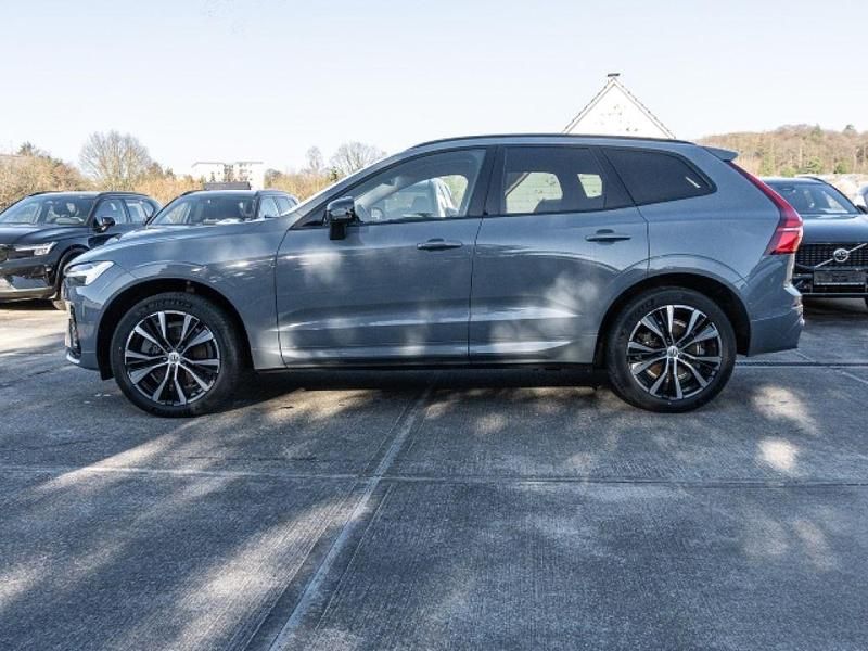 Gebraucht Volvo XC60 Plus 197 PS (144 kW) 2023 Grau SUV